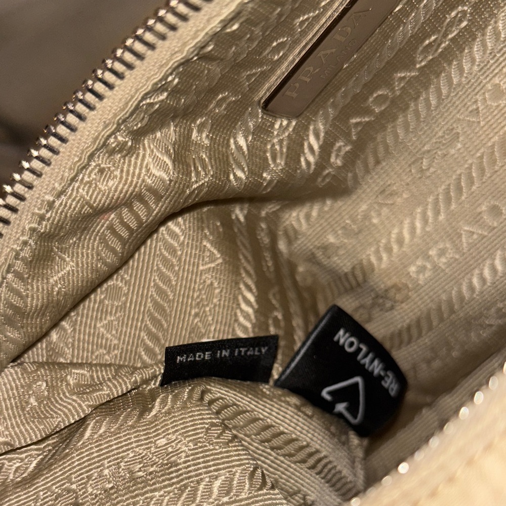 Prada Re-Edition 2005 Re-Nylon bag Beige - Picture 6 of 7